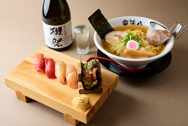 赤酢にぎり5貫＋追いかつお中華そば 獺祭セット