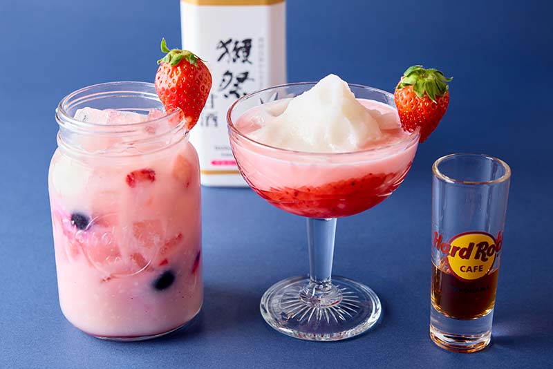 <small>左：</small>DASSAI BERRY<small>（ノンアルコール）</small>
<small>右：</small>AMAZAKE DAIQUIRI<small>（アルコール）</small>